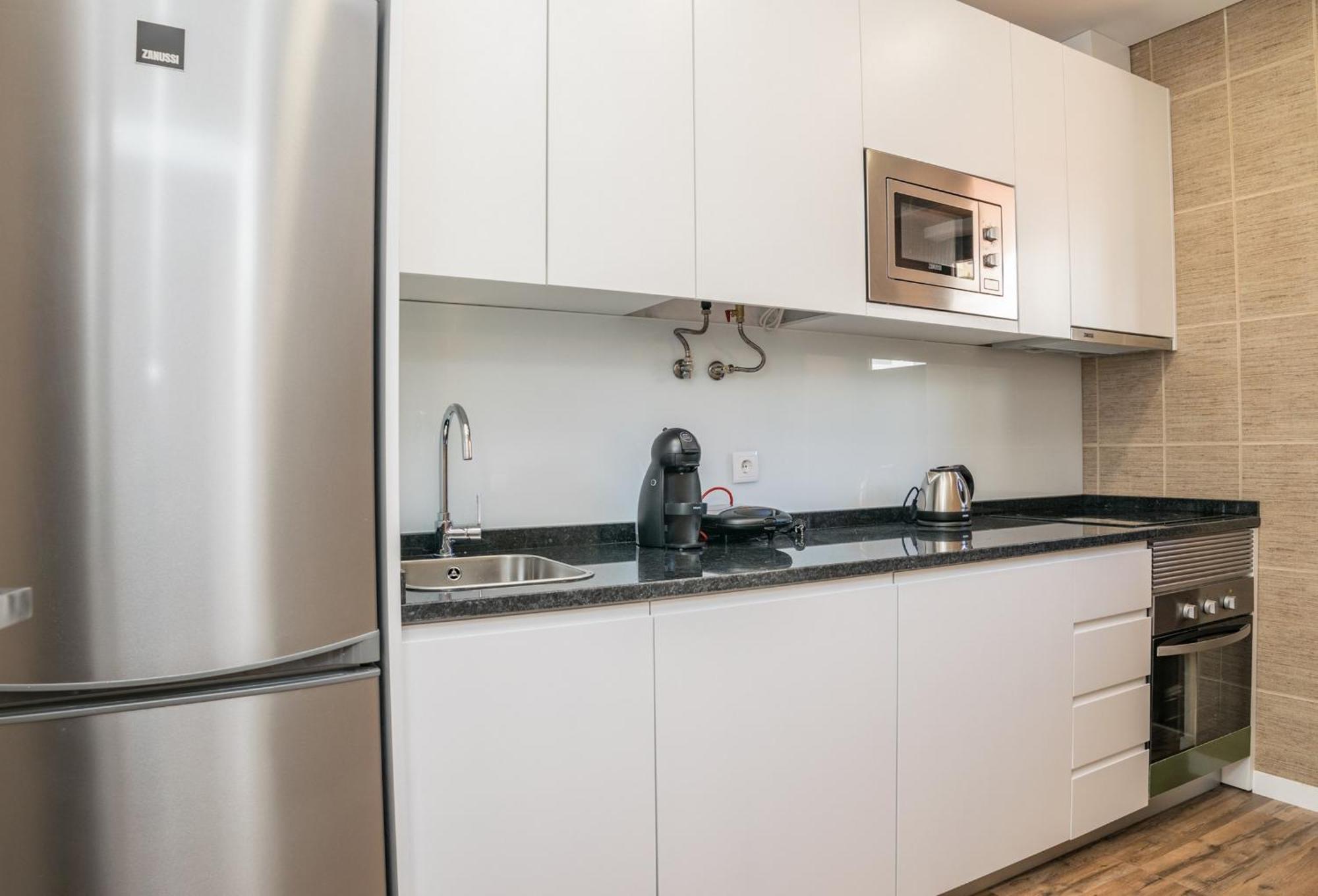 Akisol Faro Sunshine Apartment Bagian luar foto